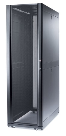 NetShelter SX 48UX600X1200 černý, s boky a dveřmi